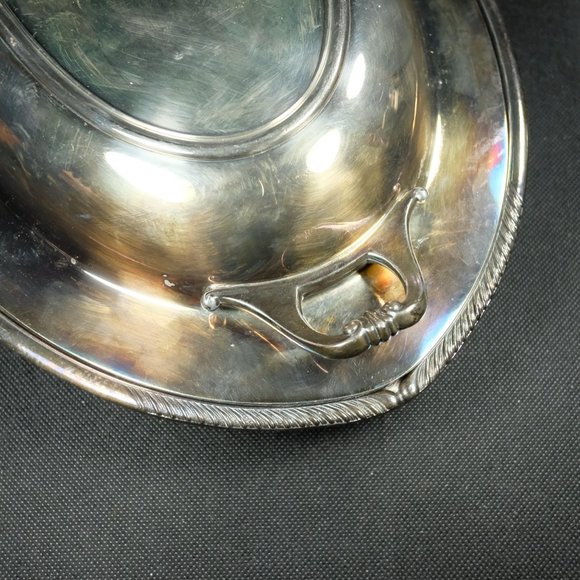 Vintage Wm Rogers York Silver Covered 2-Piece Serving Dish and Lid - Picture 5 of 7